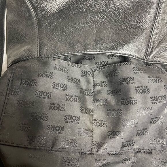 Michael Kors Fulton Black Leather shoulder /Cross Body bag Big Logo MK Medallion - Picture 9 of 10